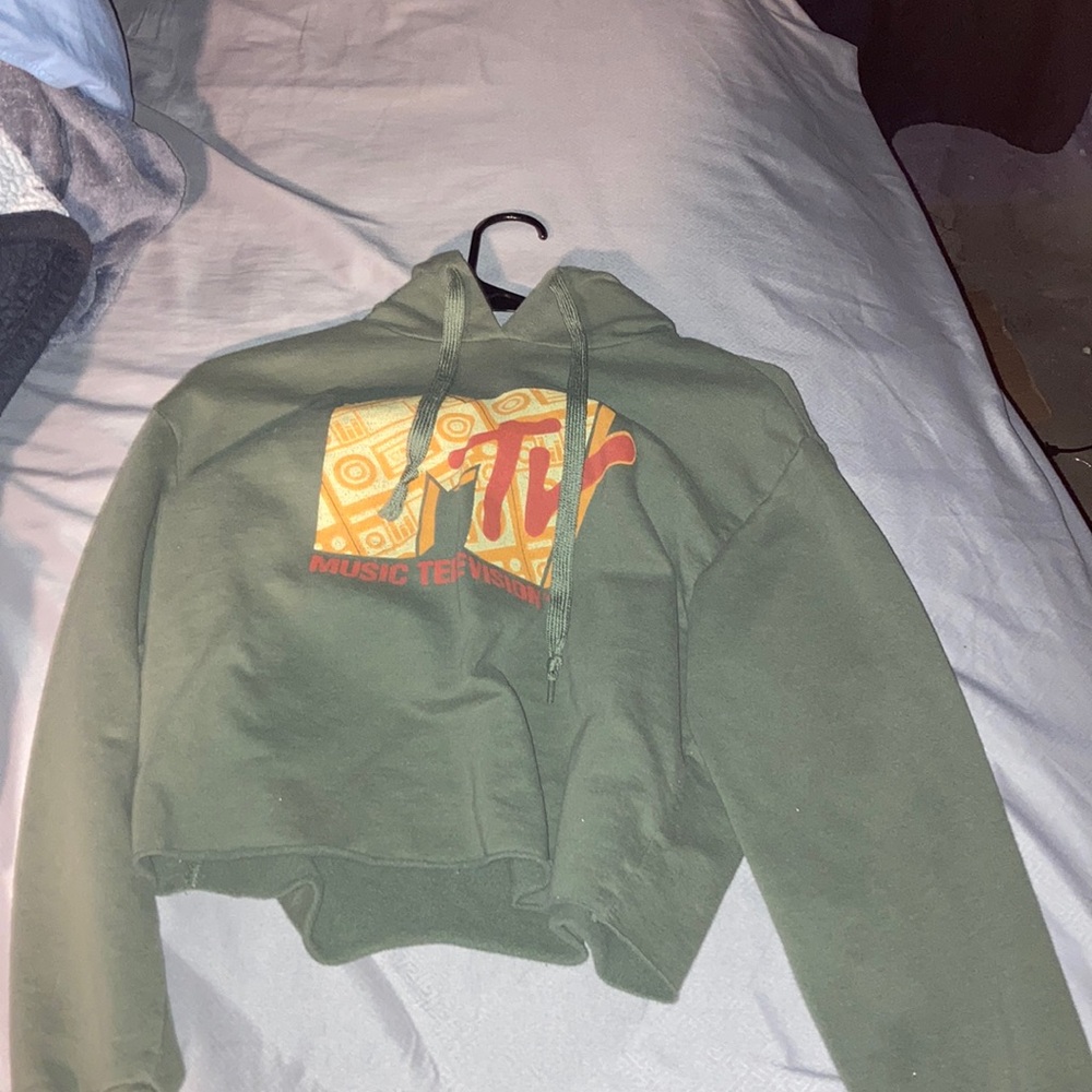 Cropped hoodie